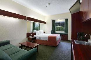 Room #110952458 at Trident Inn & Suites, Baton Rouge