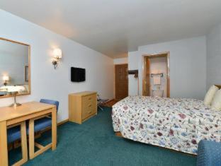 Room #29663410 at Rocker Inn