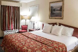 Room #49076010 at Econo Lodge Greenville near University