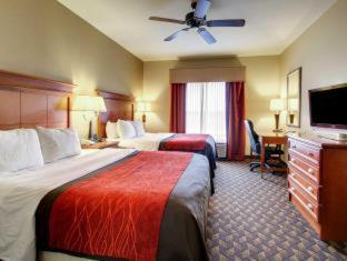 Room #49052415 at Comfort Inn & Suites Clinton - Jackson West