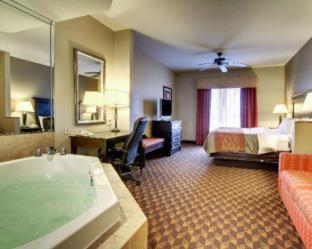 Room #49052417 at Comfort Inn & Suites Clinton - Jackson West