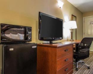 Room #48971209 at Quality Inn Conyers I-20