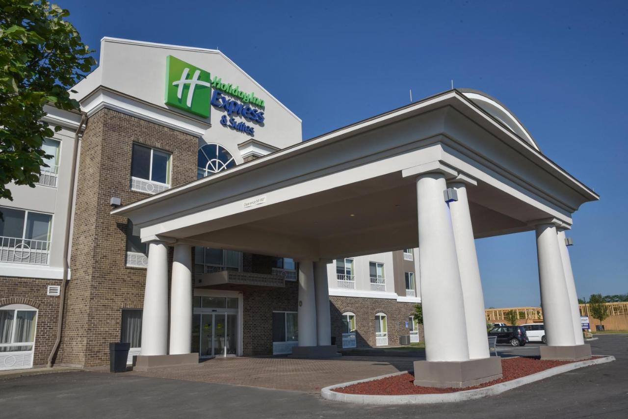| Holiday Inn Express Hotel & Suites Richwood - Cincinnati South, an IHG Hotel
