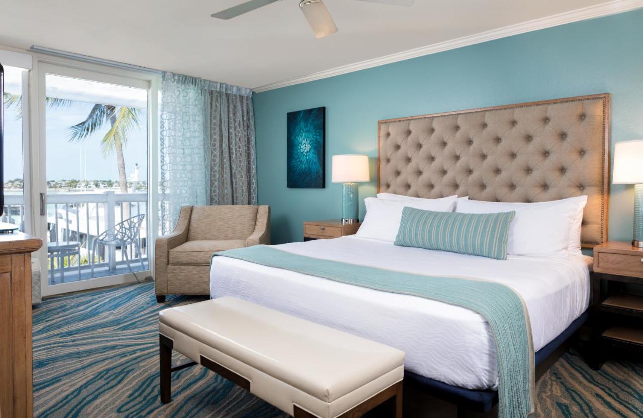 Three Bedroom Marina King Suite, Three King Beds at Sunset Key Cottages