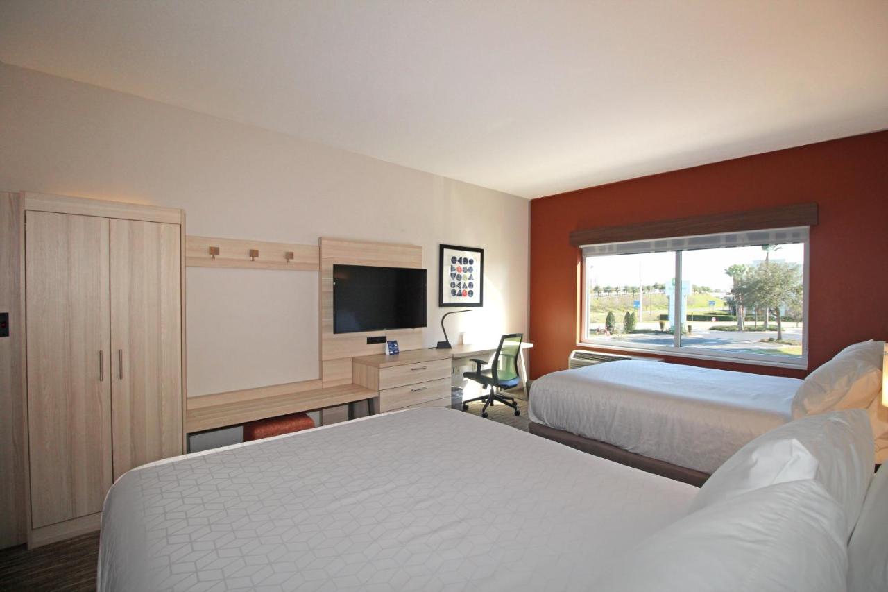 Queen Room with Two Queen Beds - Non-Smoking at Holiday Inn Express & Suites Ocala by IHG