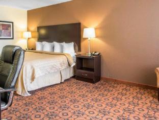 Room #32792420 at Motel 6 Oklahoma City, OK - Fairgrounds West