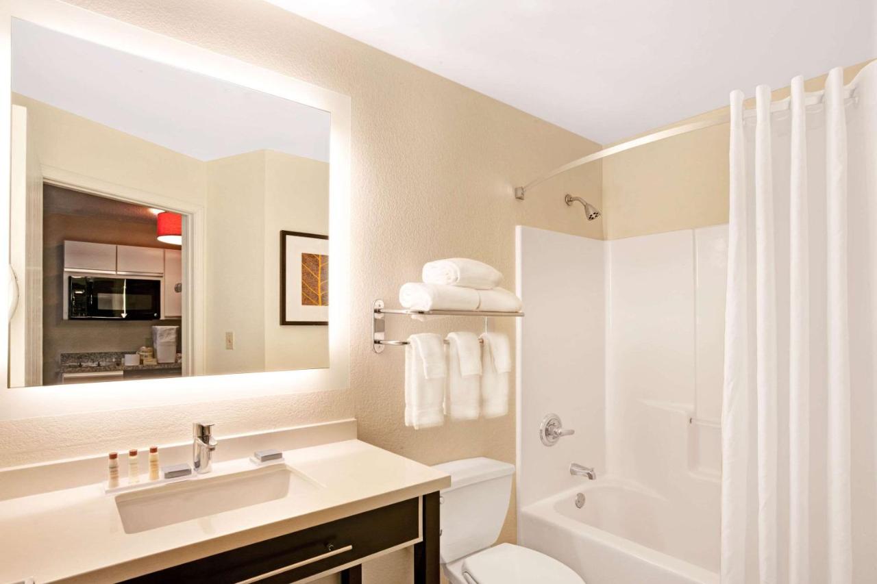 Queen Suite with Sofa Bed - Non-Smoking at MainStay Suites Chicago Hoffman Estates
