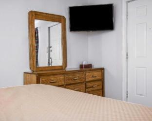 Room #49028906 at Classic Inn San Marcos, TX