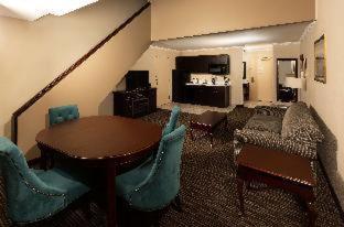 Room #35666122 at Best Western Plus Inn At The Vines