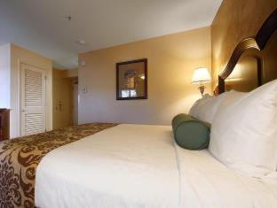 Room #35666126 at Best Western Plus Inn At The Vines