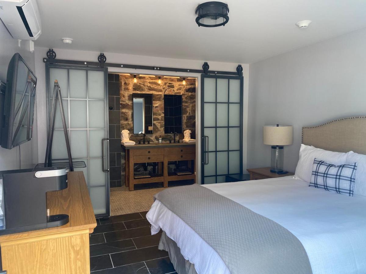 | Imogene Hotel