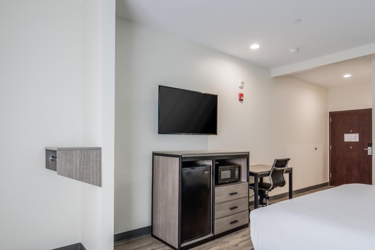Queen Room with Two Queen Beds - Non-Smoking at Americas Best Value Inn & Suites Katy