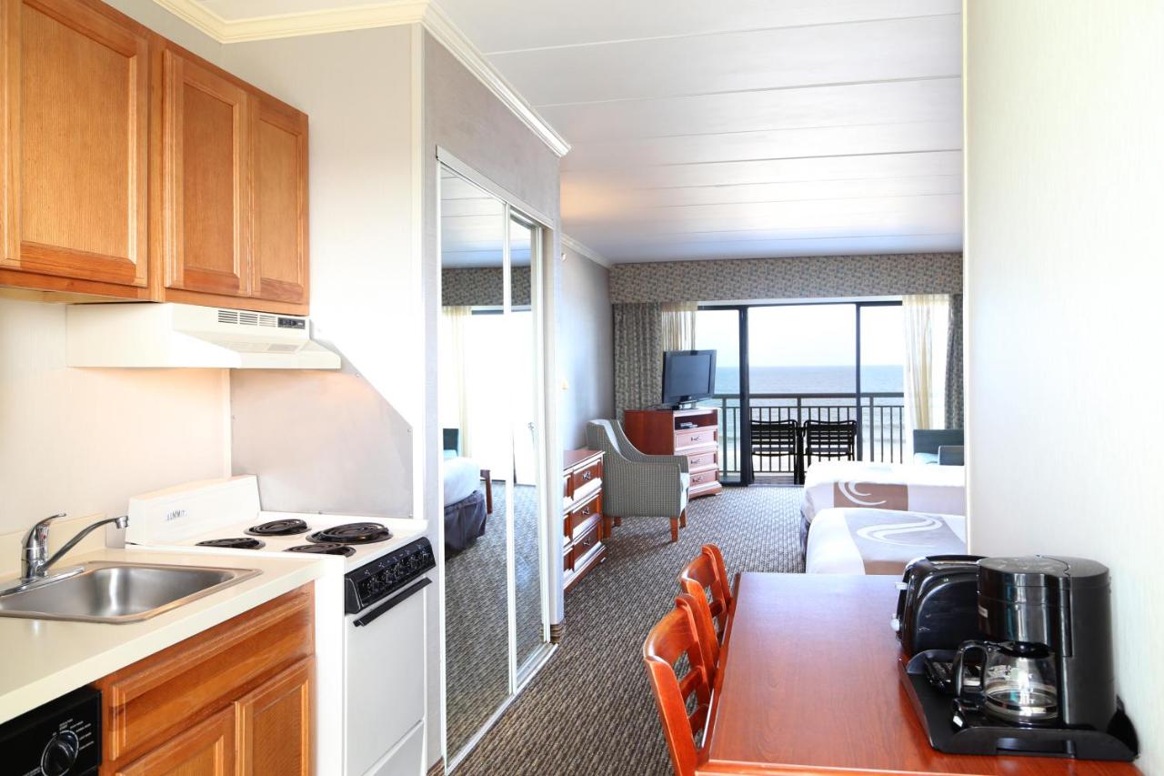 Efficiency, Oceanfront, Exterior Entrance, 2 Double Beds & Sofa Bed, Non Smoking at Quality Inn Boardwalk