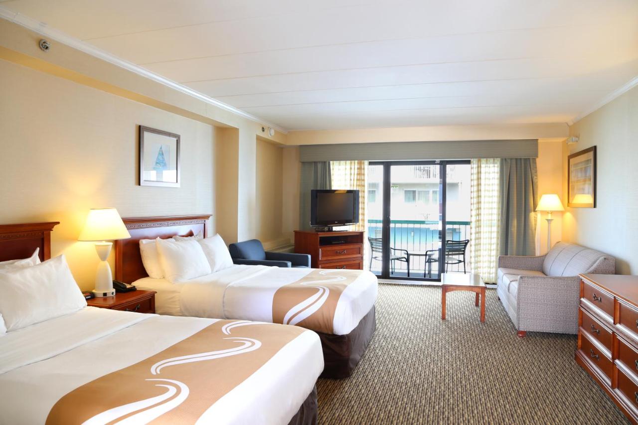 Efficiency, Northern View (Side View), 2 Double Beds & Sofa Bed, Exterior Entrance, Non Smoking at Quality Inn Boardwalk
