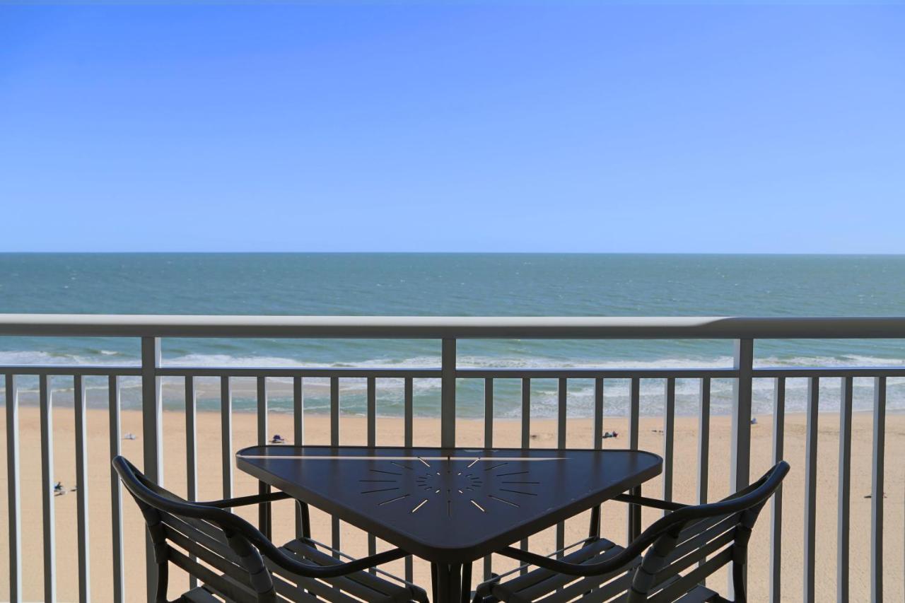Efficiency, Oceanfront, 1 King Bed & Sofa Bed, Interior Entrance, Non Smoking at Quality Inn Boardwalk