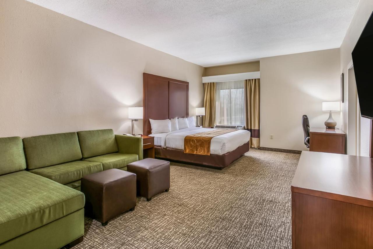 | Aspire Hotel and Suites
