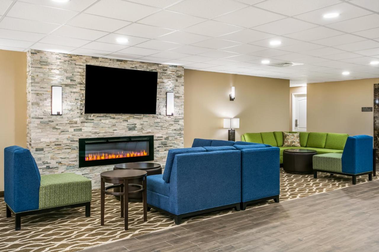 | Aspire Hotel and Suites