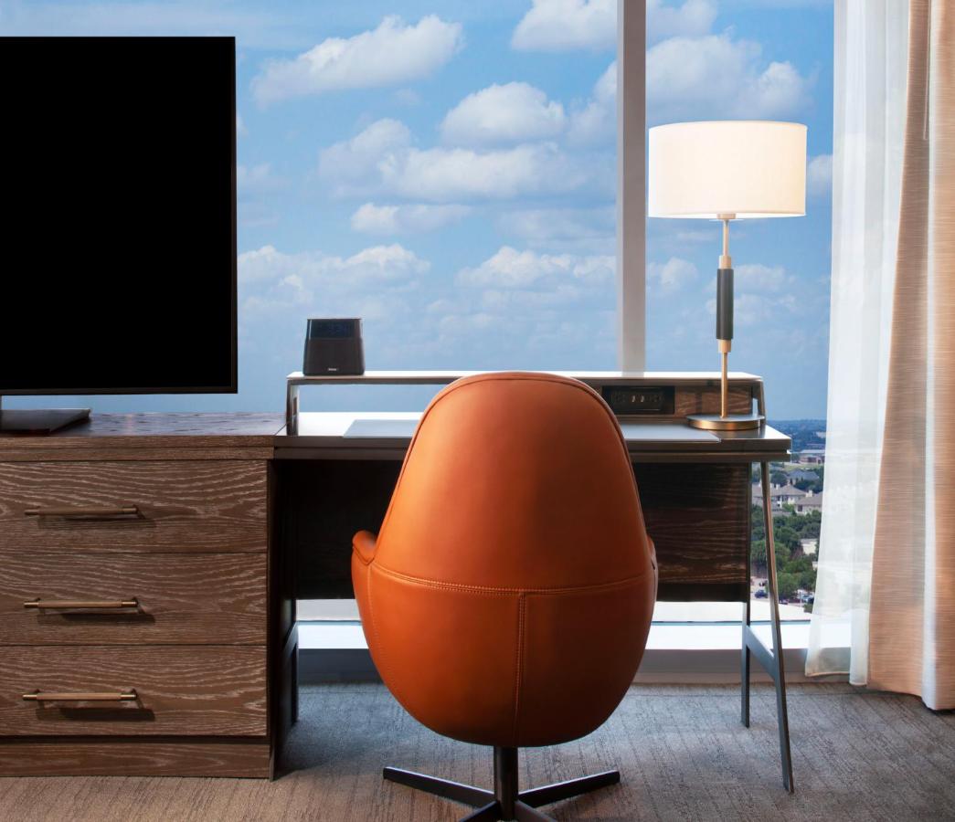 Deluxe Corner King Room at Hyatt Regency Frisco-Dallas
