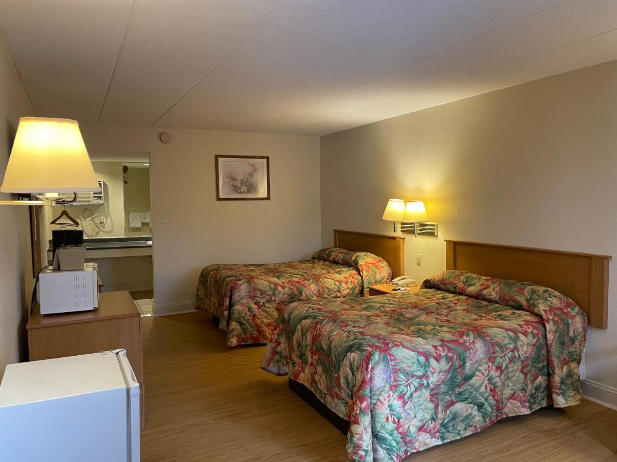 | Wildwood Inn