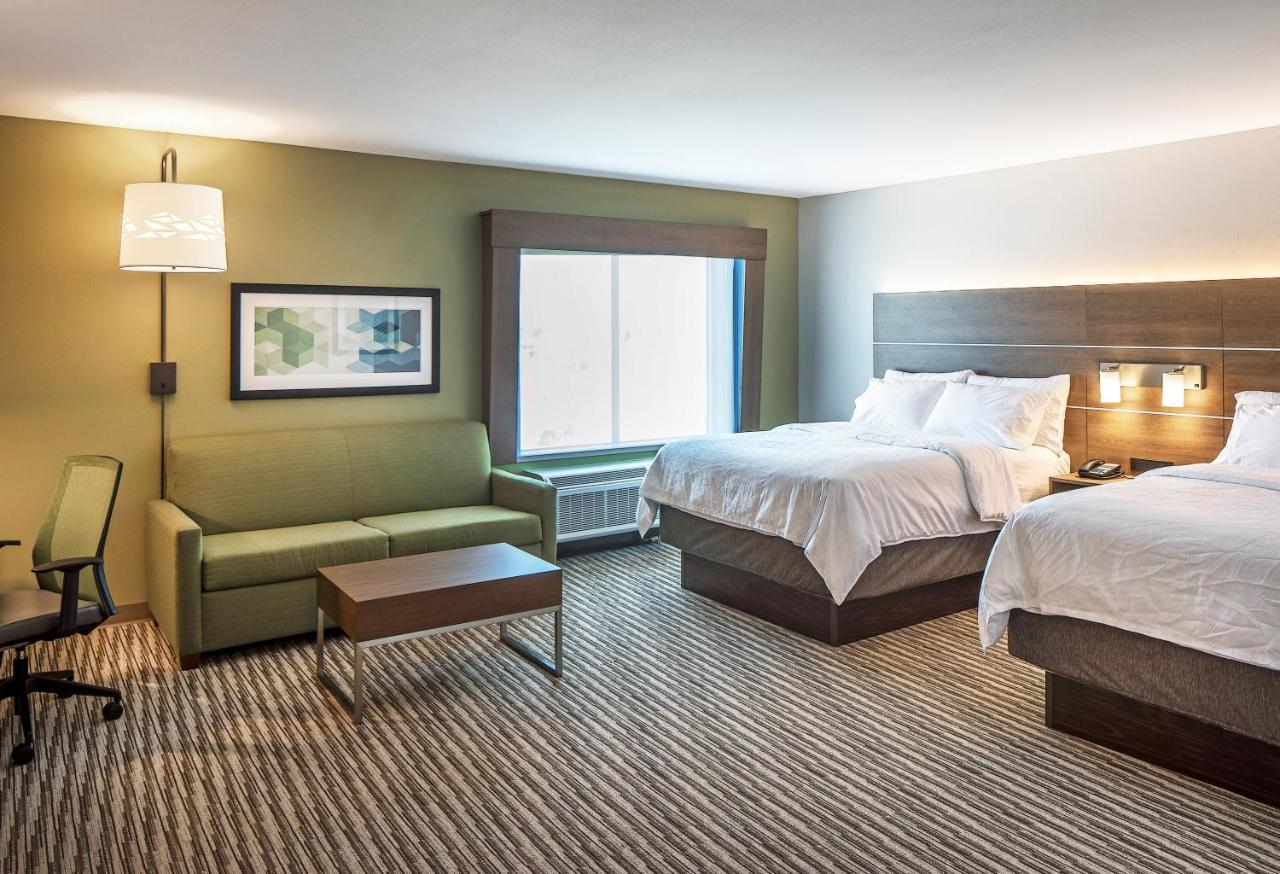 | Holiday Inn Express & Suites - West Omaha - Elkhorn, an IHG Hotel
