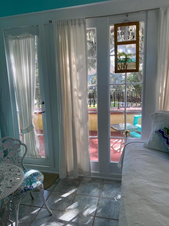  | Ms. Maggie's South Country Inn