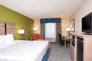 Room #27881315 at Best Western Dutch Valley Inn