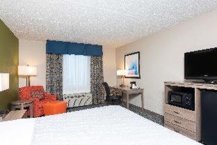 Room #27881315 at Best Western Dutch Valley Inn