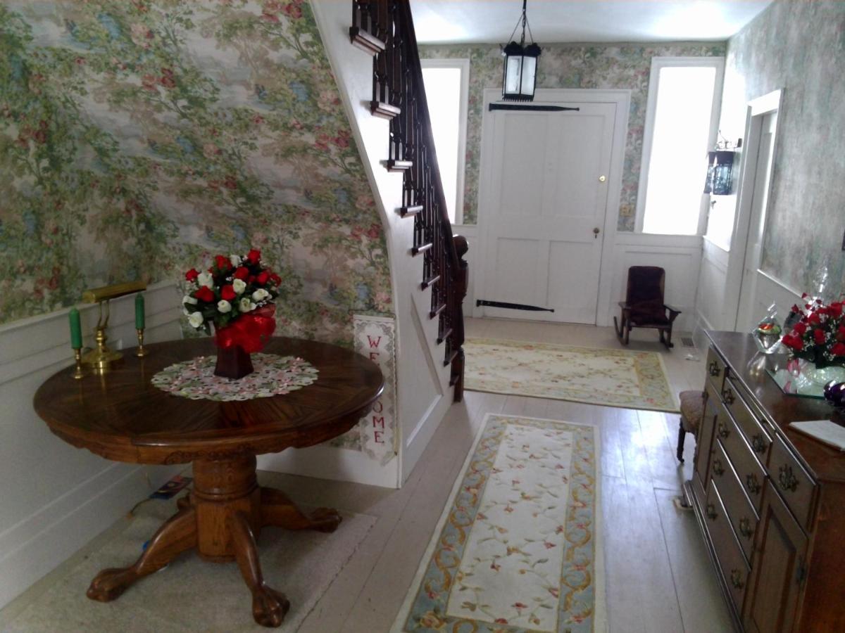 | The 1810 Juliand House Bed & Breakfast