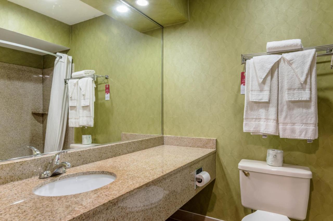 | Econo Lodge Pocomoke City Hwy 13