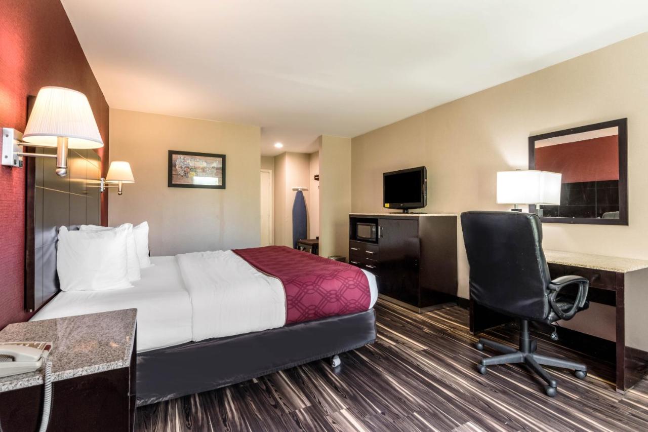 | Econo Lodge Pocomoke City Hwy 13