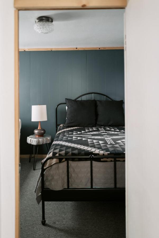  | Oak Knoll Lodge