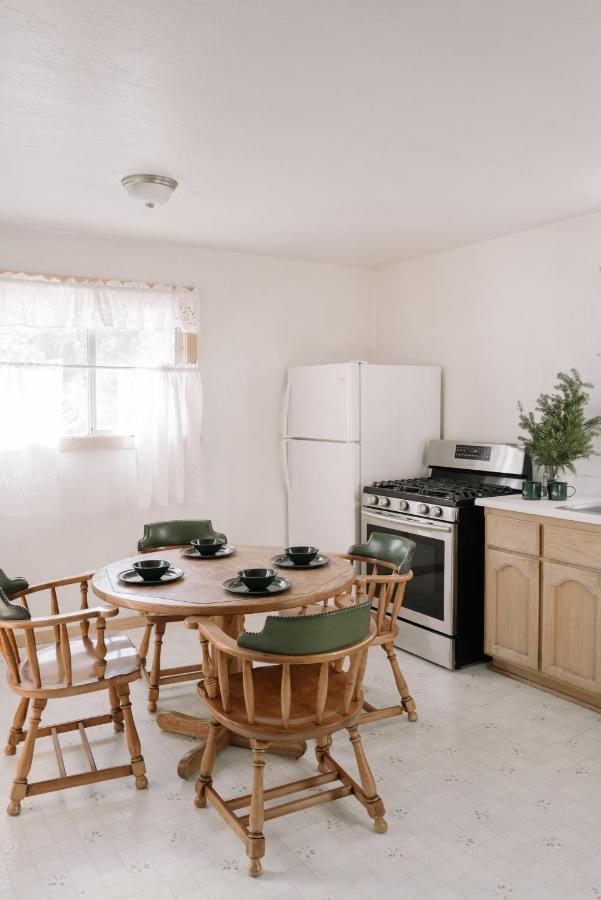  | Oak Knoll Lodge
