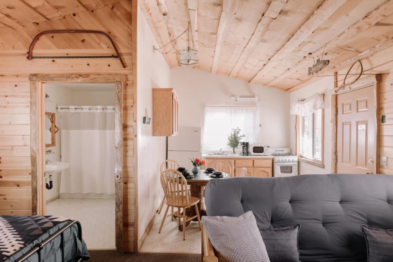  | Oak Knoll Lodge