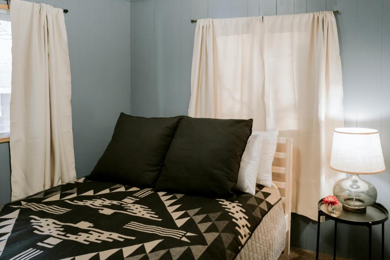  | Oak Knoll Lodge