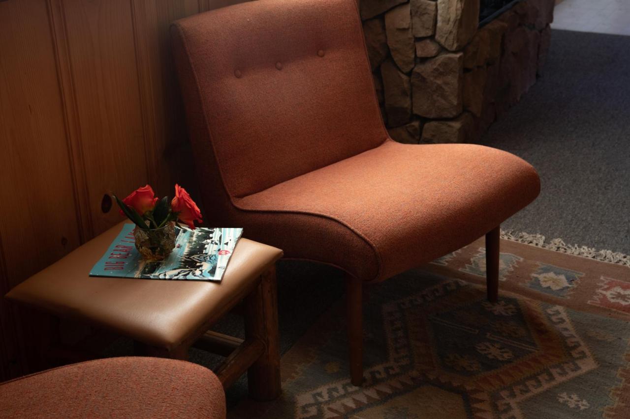  | Oak Knoll Lodge