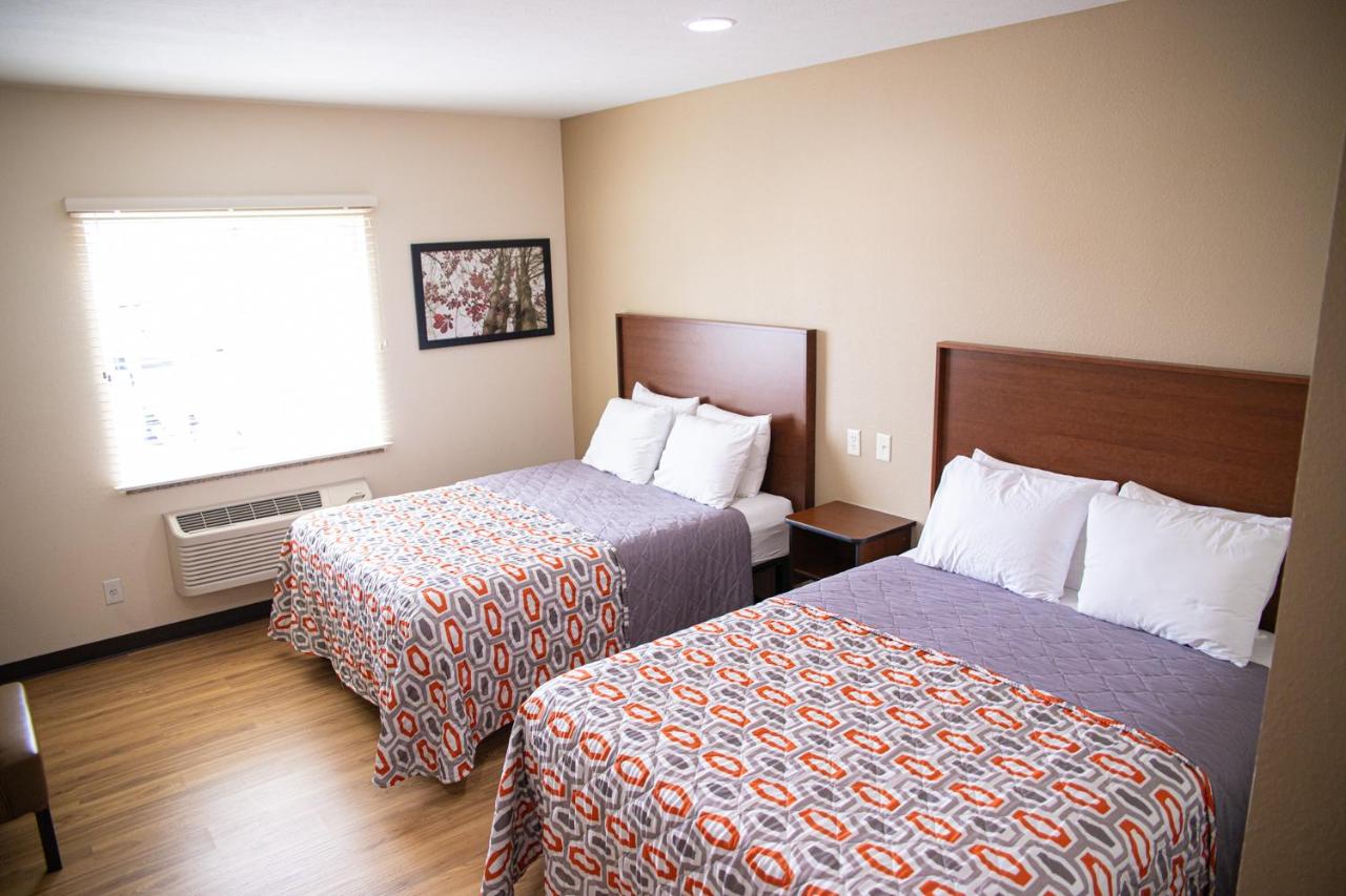 Queen Studio with Two Queen Beds at White House Suites