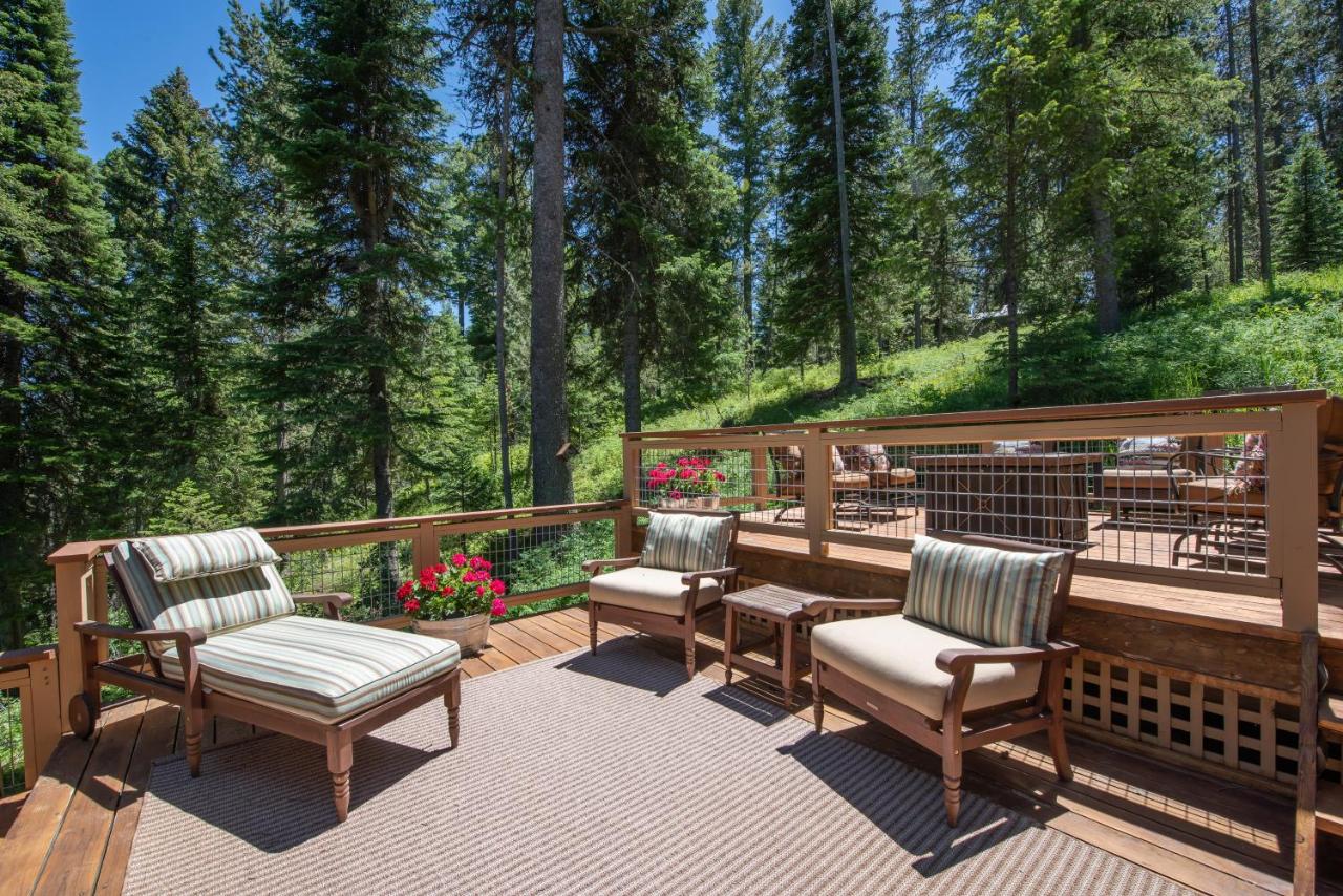 | Jackson Hole Hideout