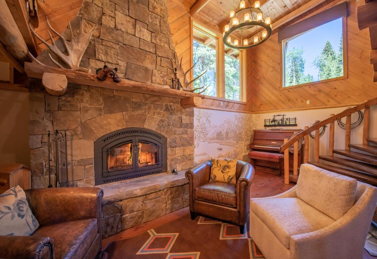 | Jackson Hole Hideout