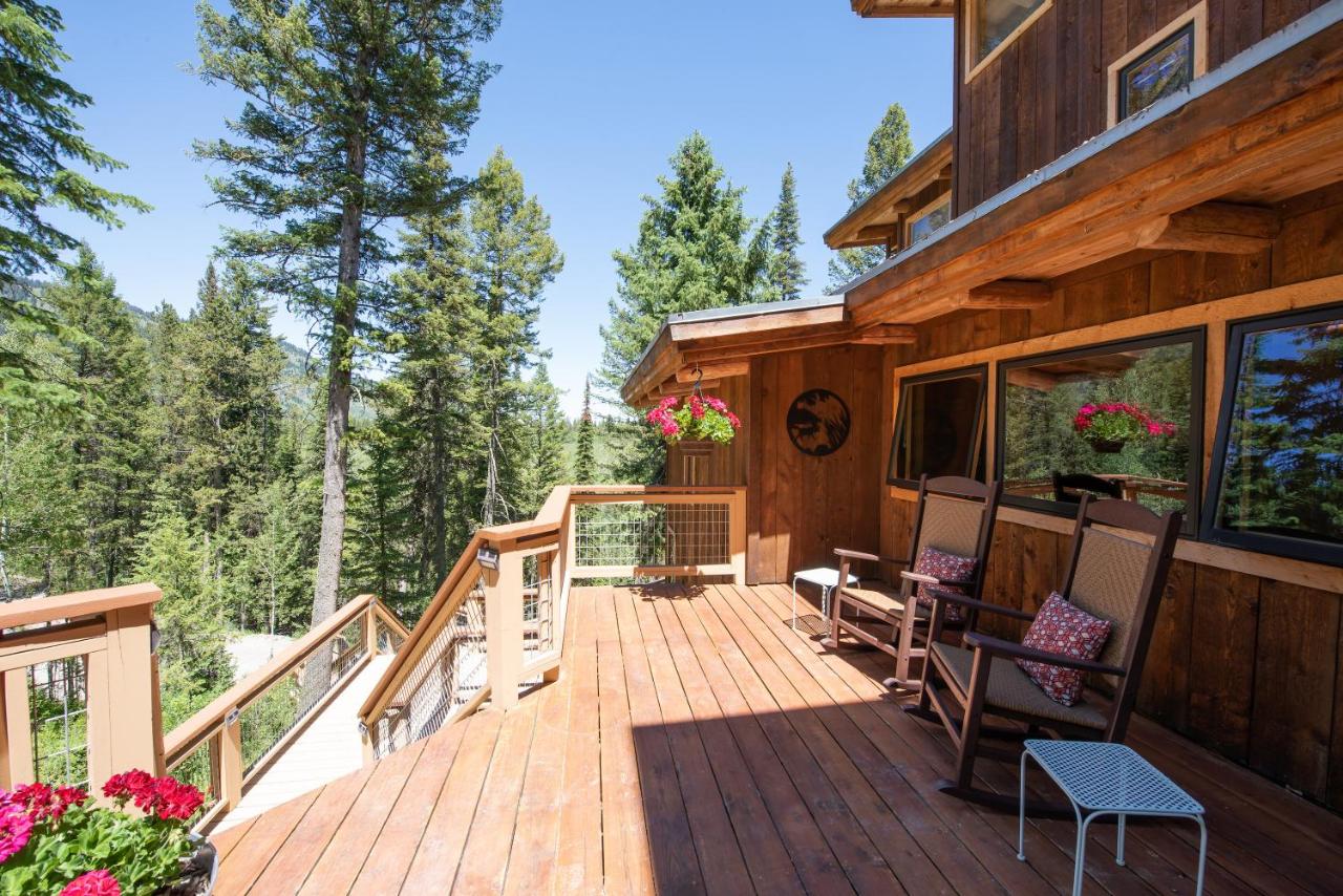 | Jackson Hole Hideout
