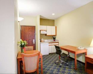 Room #49194812 at Quality Inn & Suites Waco North