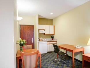 Room #49194812 at Quality Inn & Suites Waco North