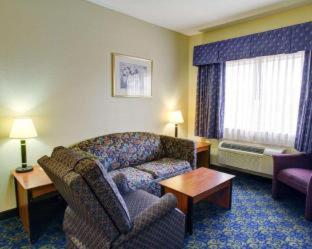 Room #49194815 at Quality Inn & Suites Waco North