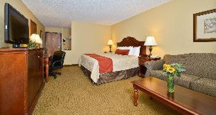 Room #34157638 at Best Western Plus Dubuque Hotel & Conference Center