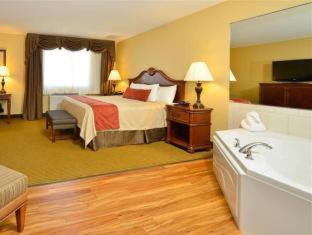 Room #34157639 at Best Western Plus Dubuque Hotel & Conference Center
