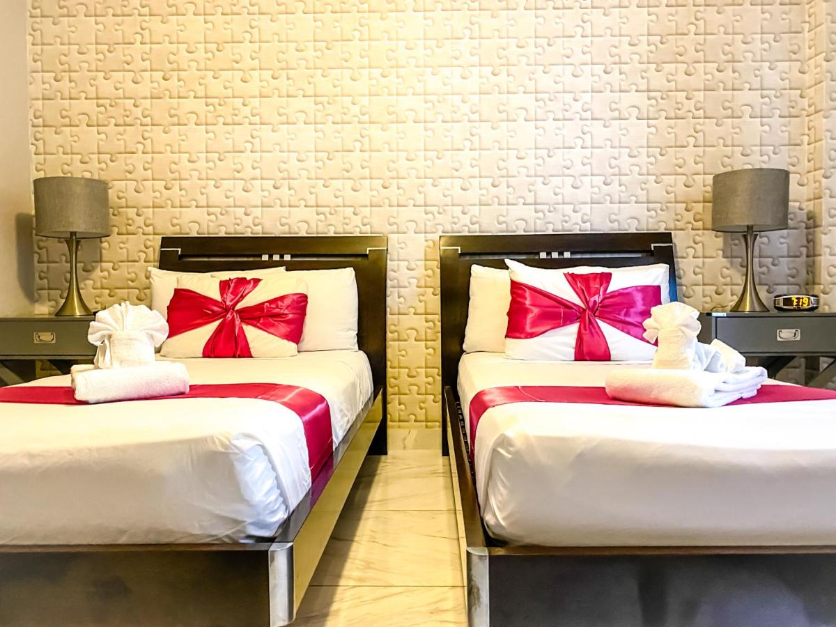 Standard Twin Room (Fully Renovated) at Notebook Miami Beach