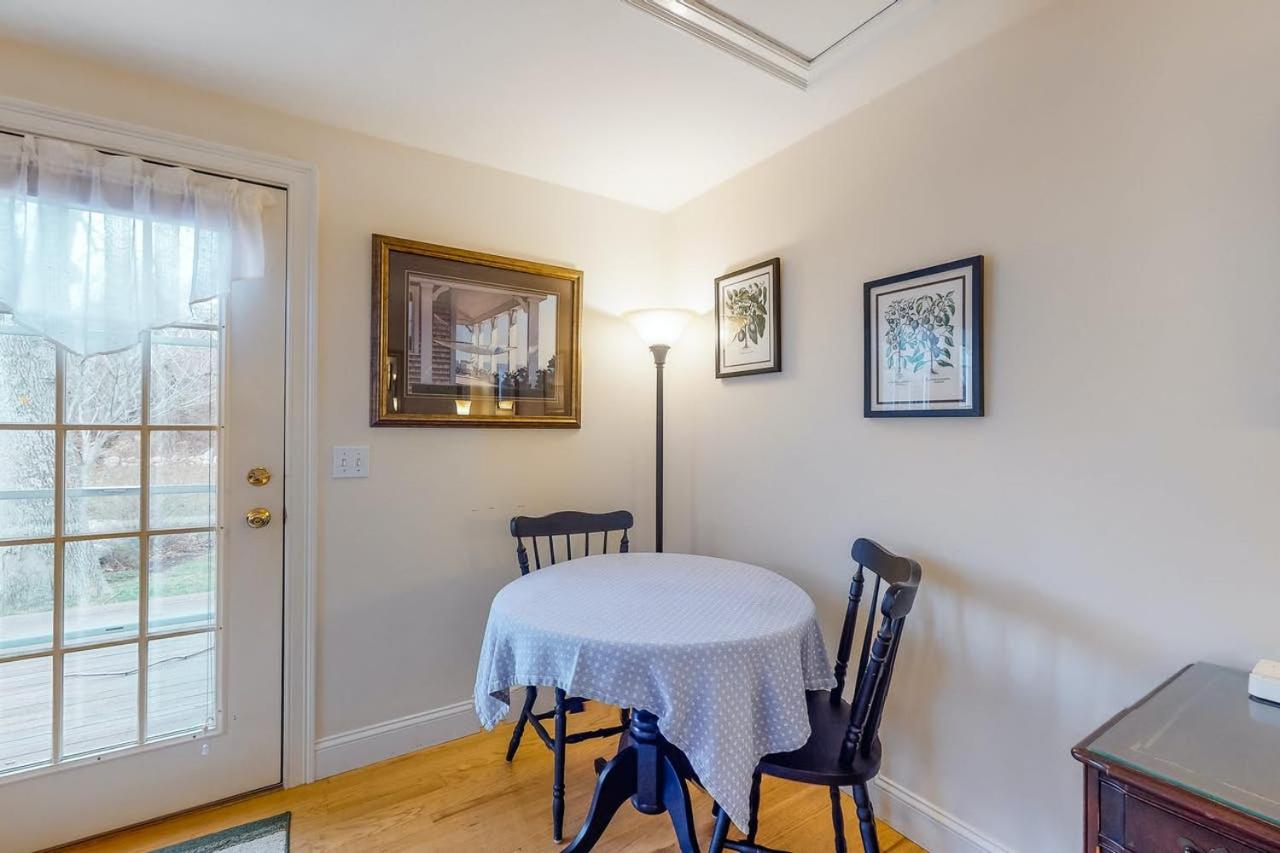 | Brewster by the Sea Inn