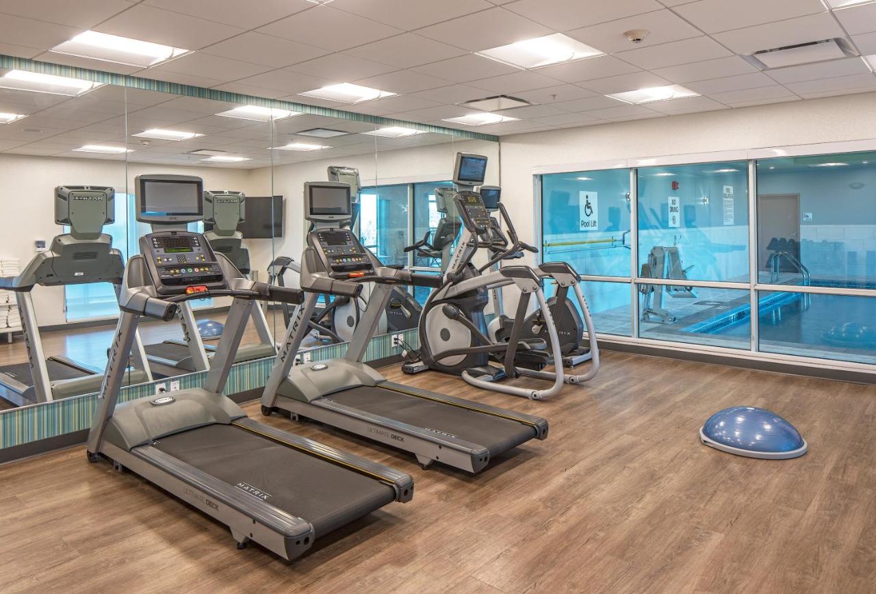 | Holiday Inn Express & Suites - West Omaha - Elkhorn, an IHG Hotel
