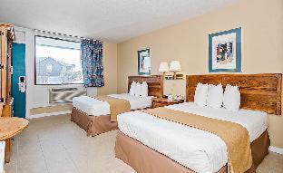 Room #41942926 at John Yancey Oceanfront Inn