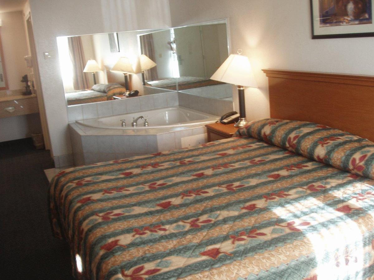  | Kozy Inn