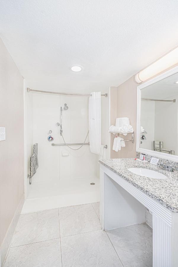  | Casa Bella Inn & Suites